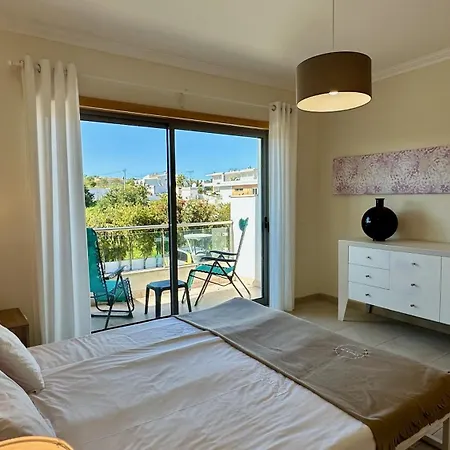 White By Check-in Portugal * Албуфейра