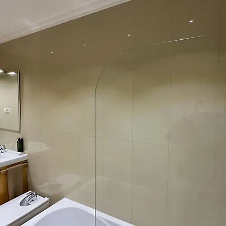 White By Check-in Portugal