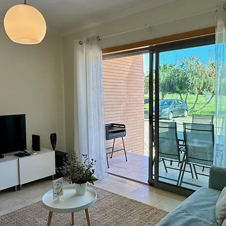 White By Check-in Portugal בית נופש