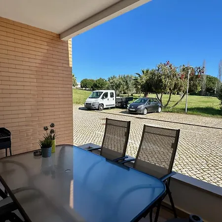 White By Check-in Portugal * 阿尔布费拉